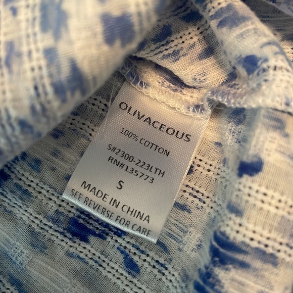 Adorable patterned blouse - Picture 4 of 4